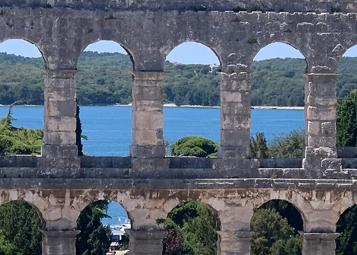 아파트 Brijuni Loft 풀라